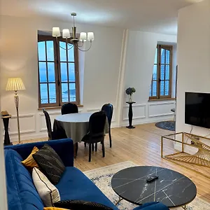 Le Royal Xix Vue Luxe Apartment